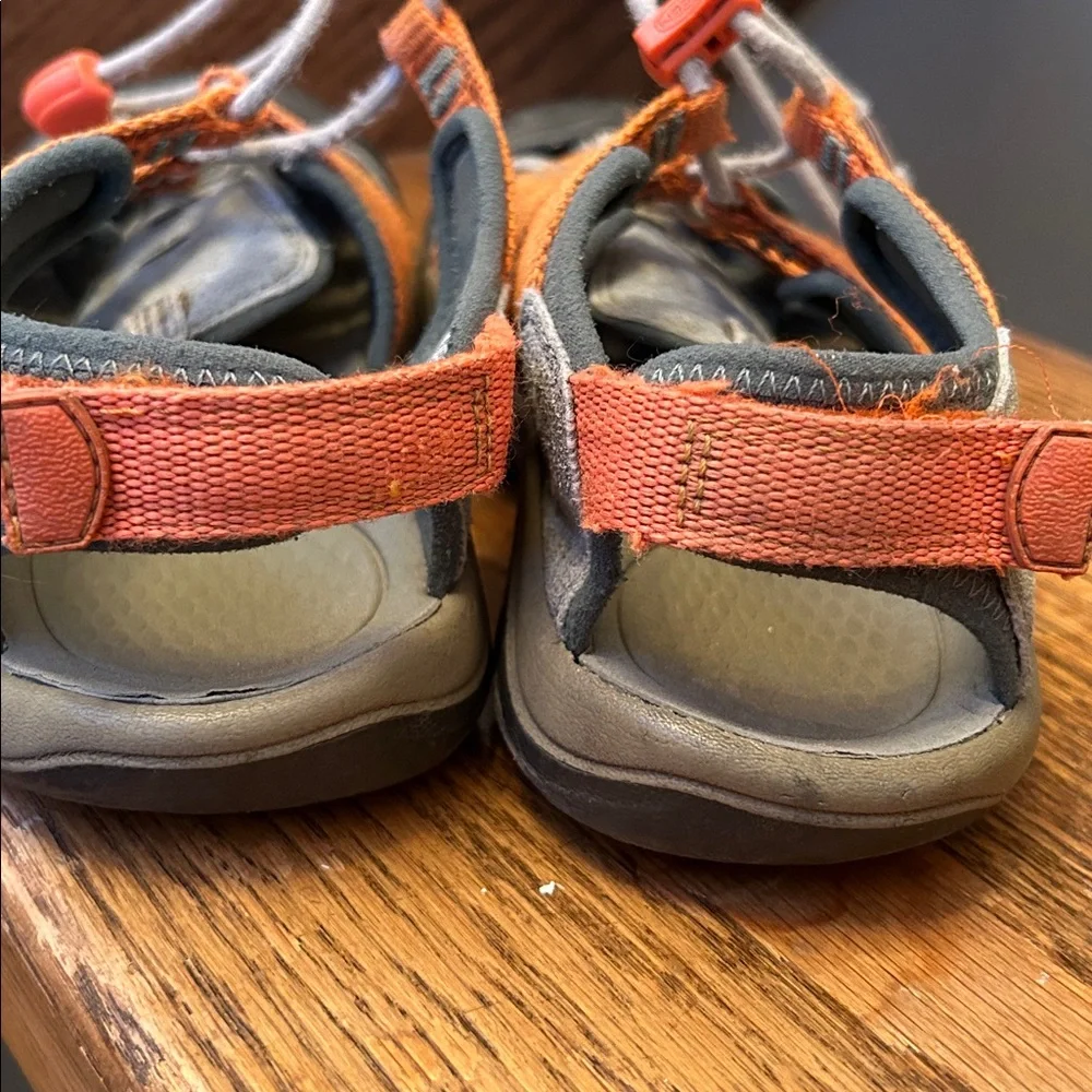 Keen washable amphibious water sandals kids orange outdoors hiking shoes size 1
